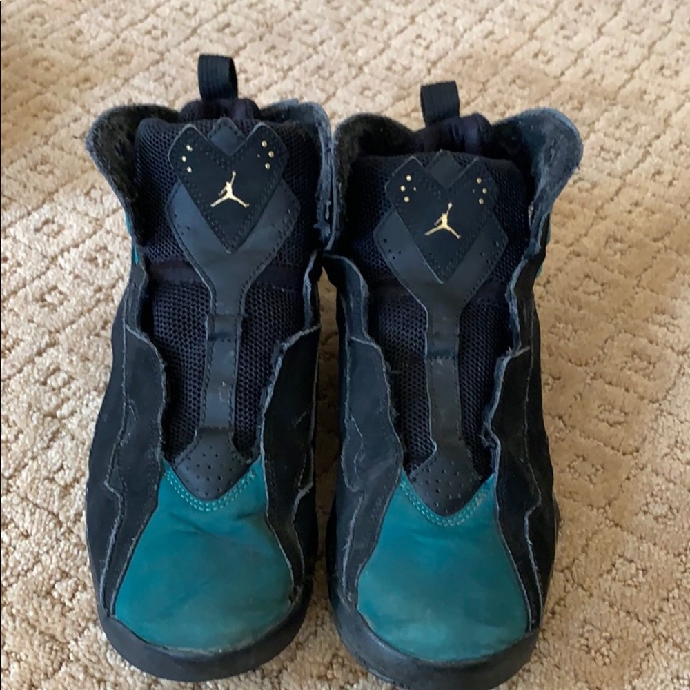 turquoise and black jordan 7